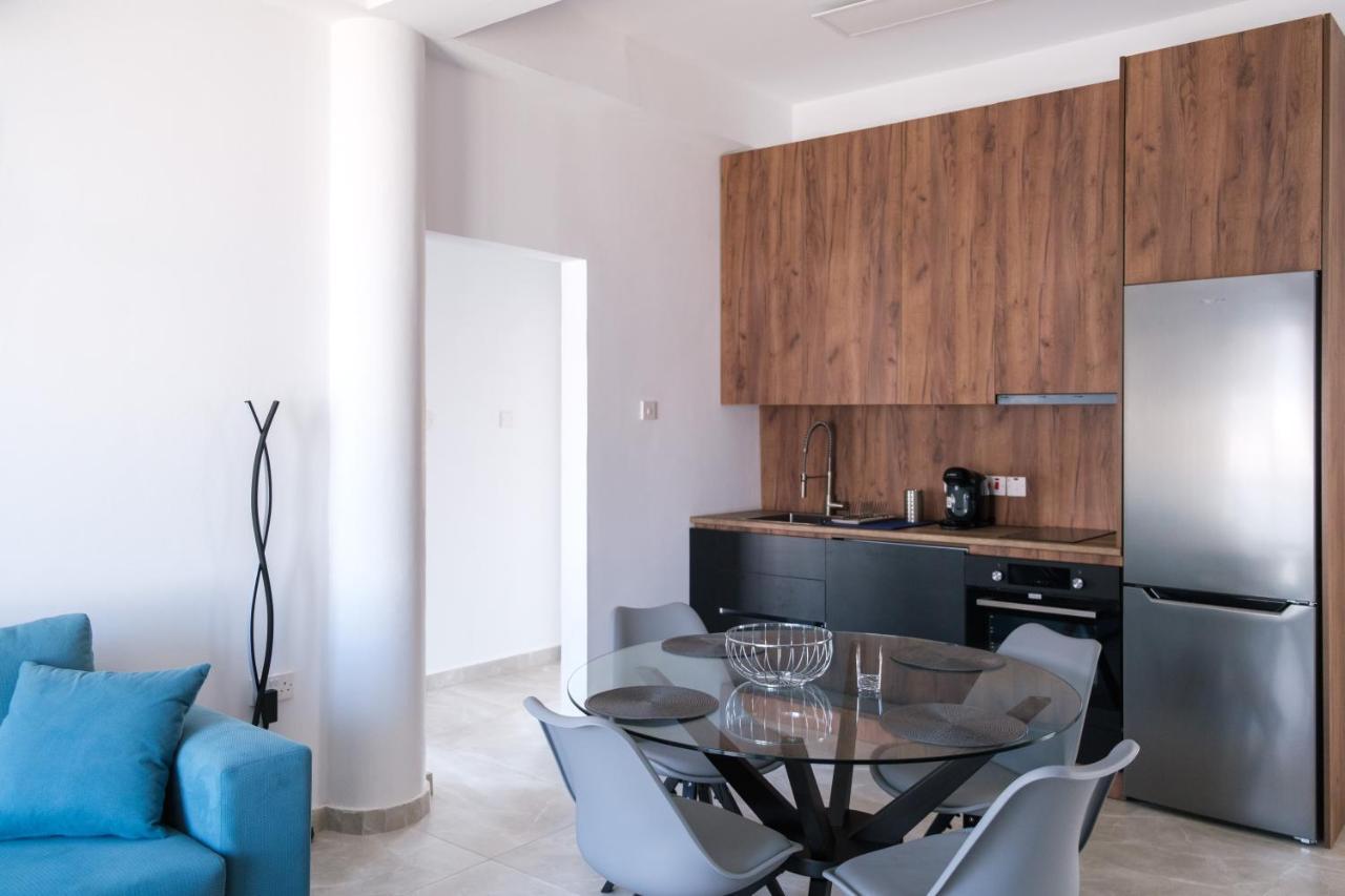 Royal Stay Luxury Homes Paphos Ngoại thất bức ảnh