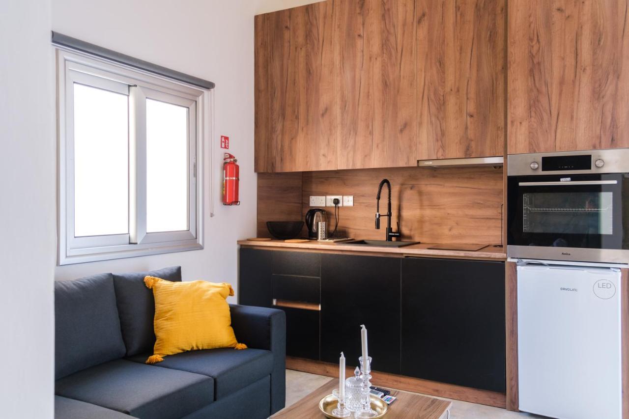 Royal Stay Luxury Homes Paphos Ngoại thất bức ảnh